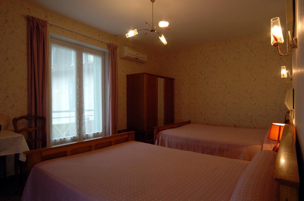 Hotel Du Lion D'Or Entraygues-sur-Truyère Habitación foto